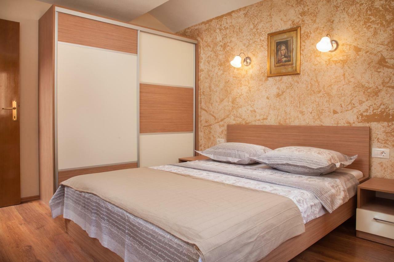 Apartments Kate Makarska Zewnętrze zdjęcie