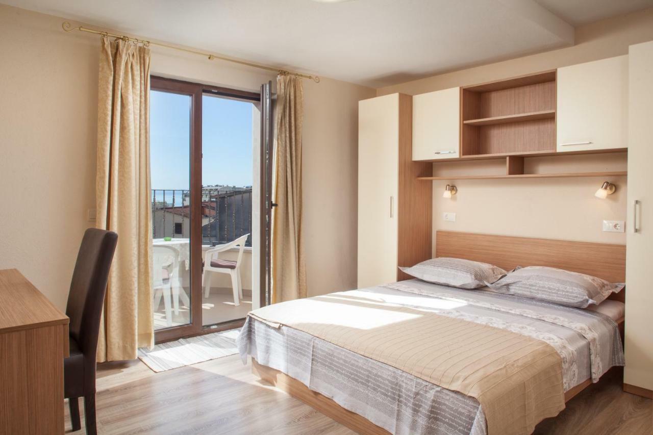 Apartments Kate Makarska Zewnętrze zdjęcie