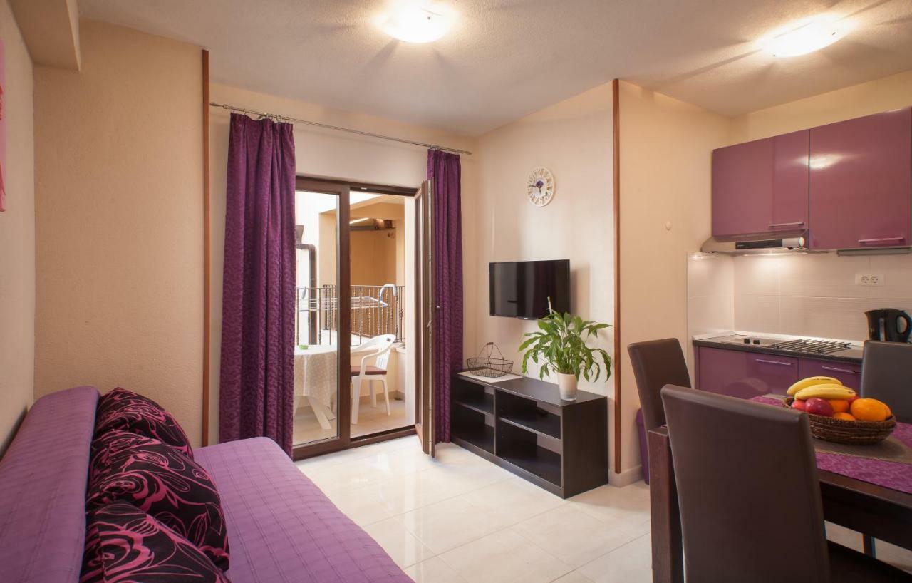 Apartments Kate Makarska Zewnętrze zdjęcie