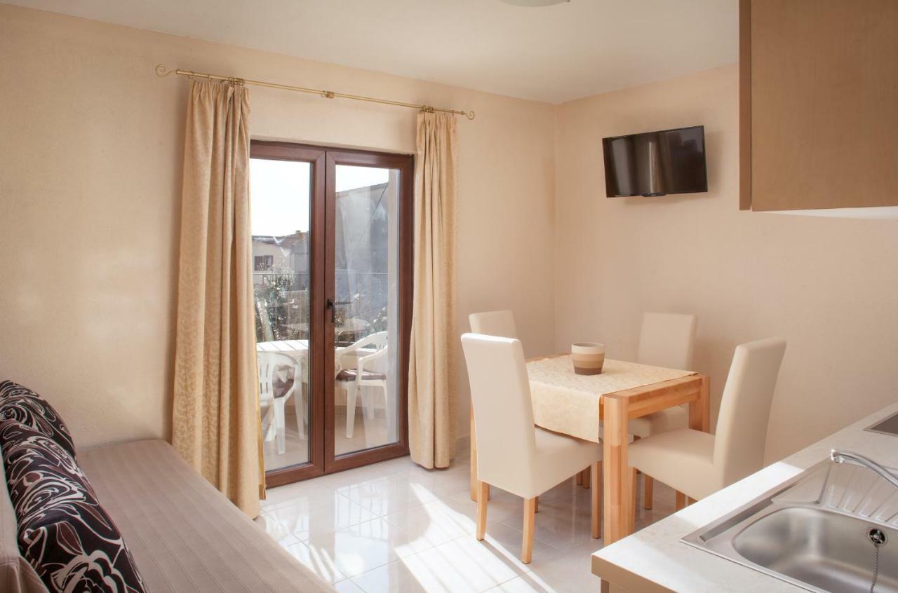 Apartments Kate Makarska Zewnętrze zdjęcie